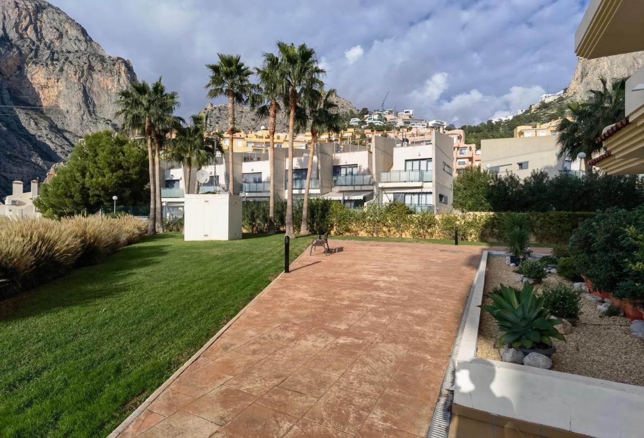 Oasis Beach Mascarat Алтеа Екстериор снимка