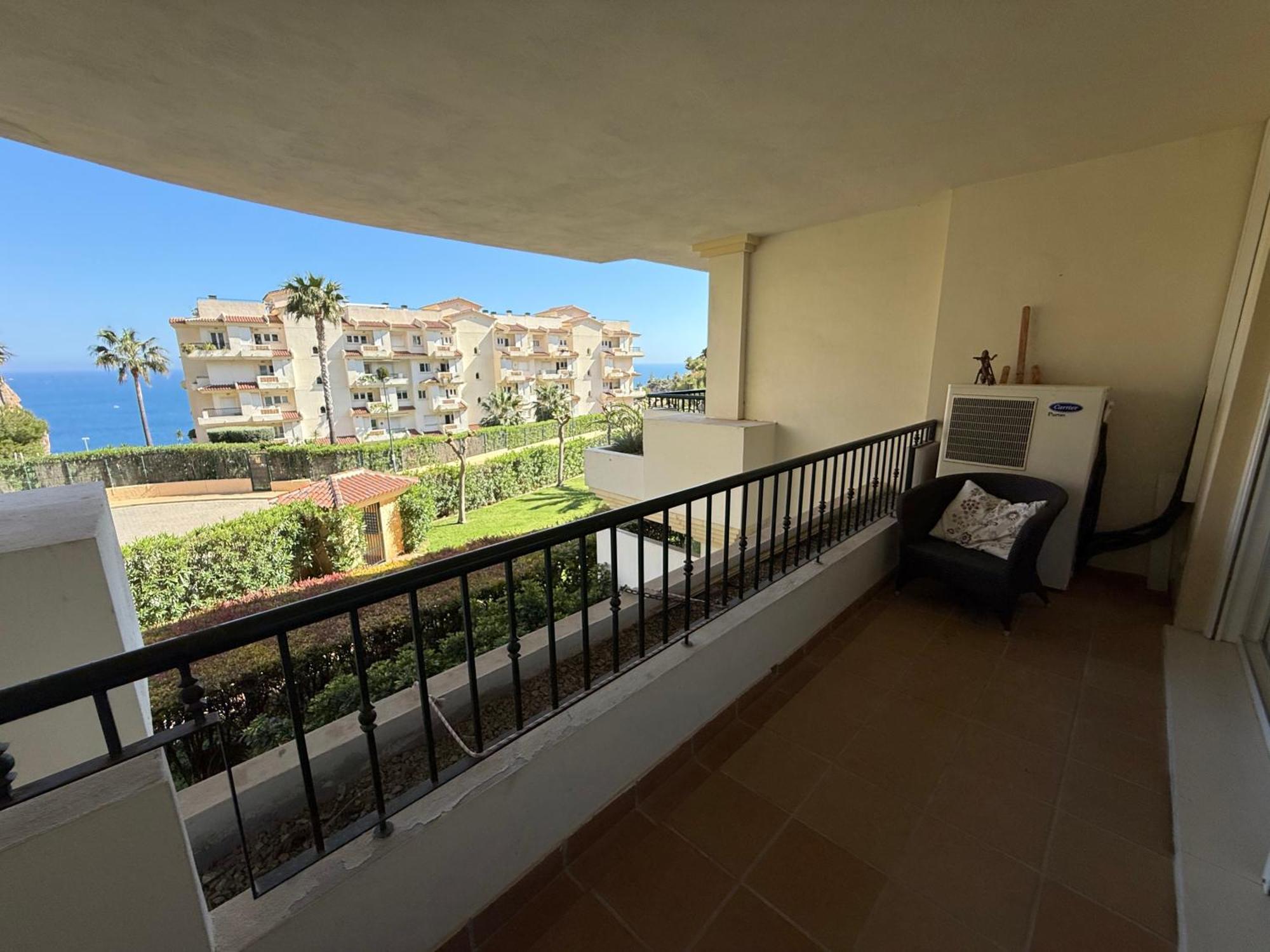 Oasis Beach Mascarat Алтеа Екстериор снимка